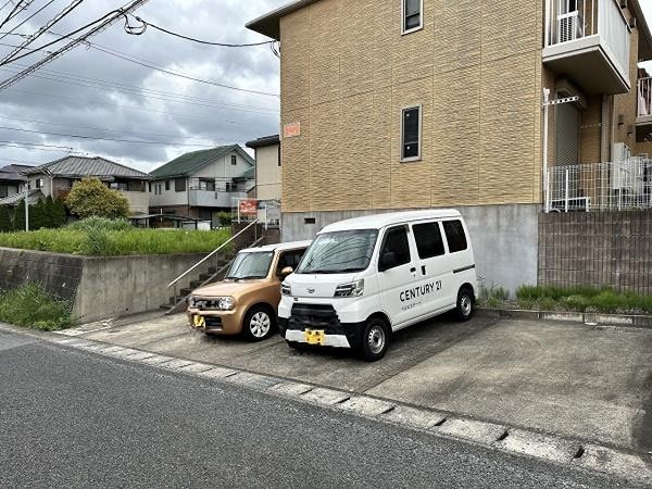 オアシスⅡ 駐車場