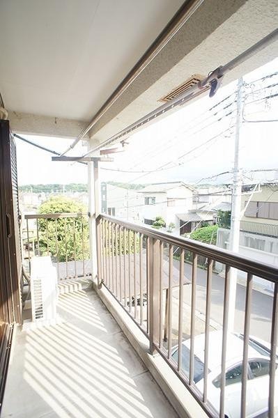ハイツ飛鳥５号棟 ベランダ