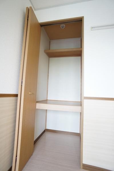 白山ハイツ5 収納