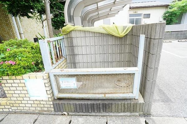 インペリアルホームズキタガワ ゴミステーション