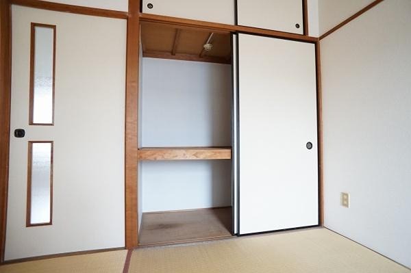 インペリアルホームズキタガワ 和室　収納