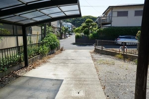 君津市君津台2-20-9宇山邸 駐車場