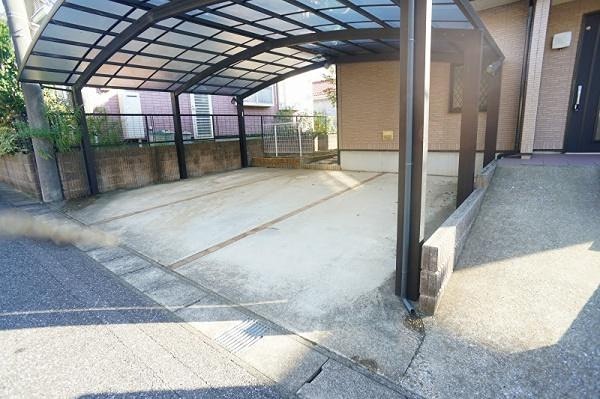 畑沢南6丁目戸建 駐車場