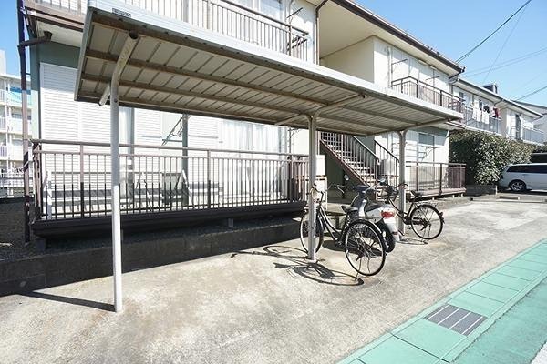 サニーハウス長浦B 駐輪場