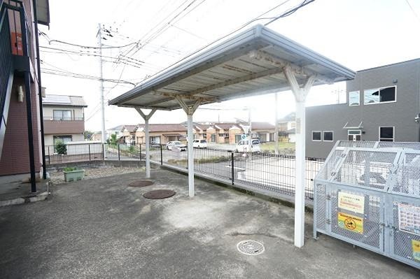 サニーヒルズＡ棟 駐輪場
