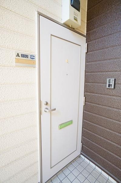 ハッピーコアロードＡ 玄関
